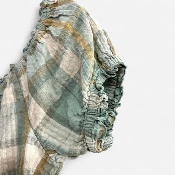 American Eagle Outfitters Green Plaid Cropped Off the Shoulder Top - Picture 6 of 9